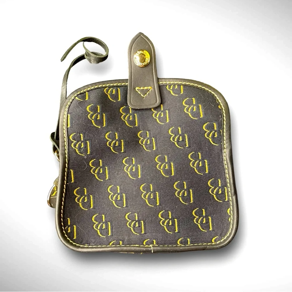 DOONEY & BOURKE 🪢 1975 SIGNATURE COLLINS FLAP CLUTCH IN BLACK & YELLOW - Picture 3 of 14